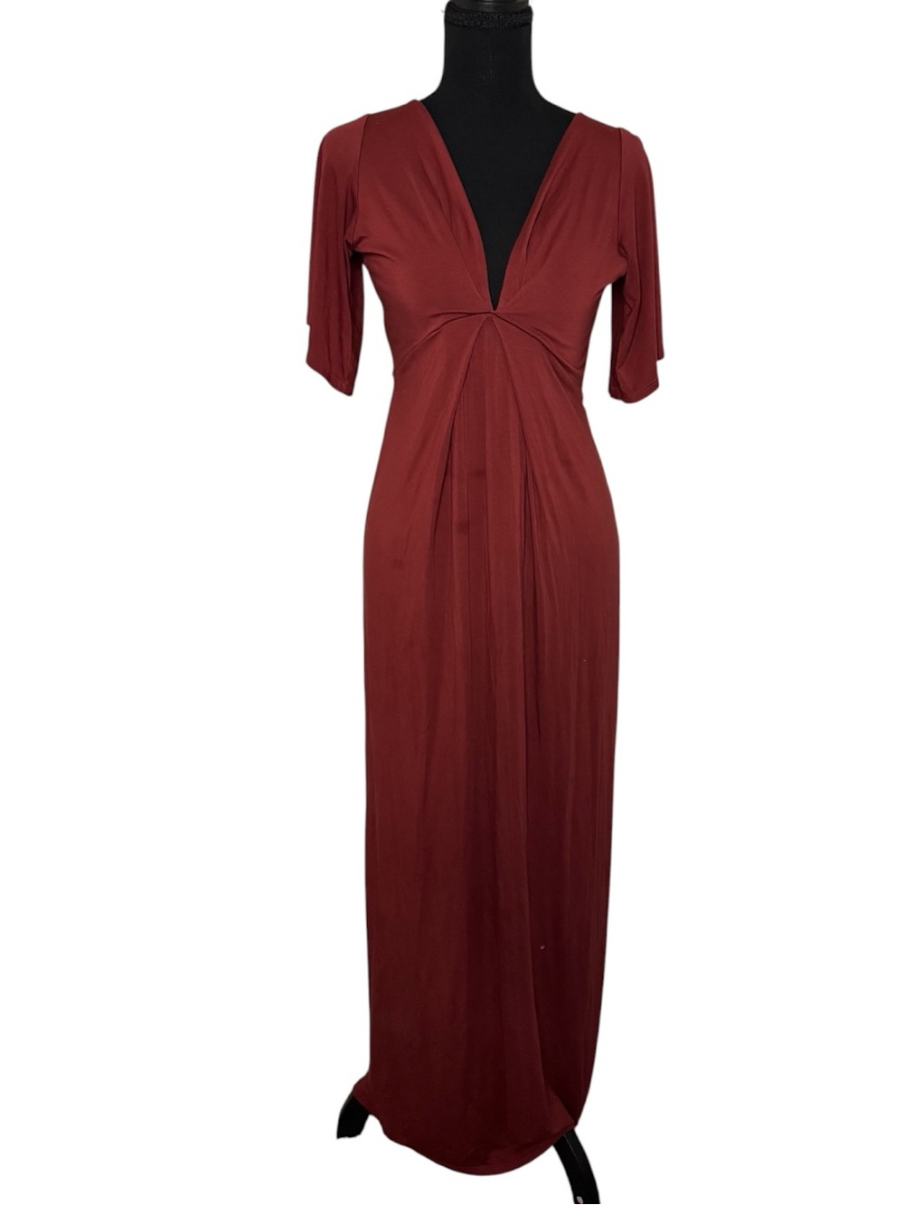 Ten Tomorrow Kori Pleated Maxi Dress Maroon Plunging V-Neck
